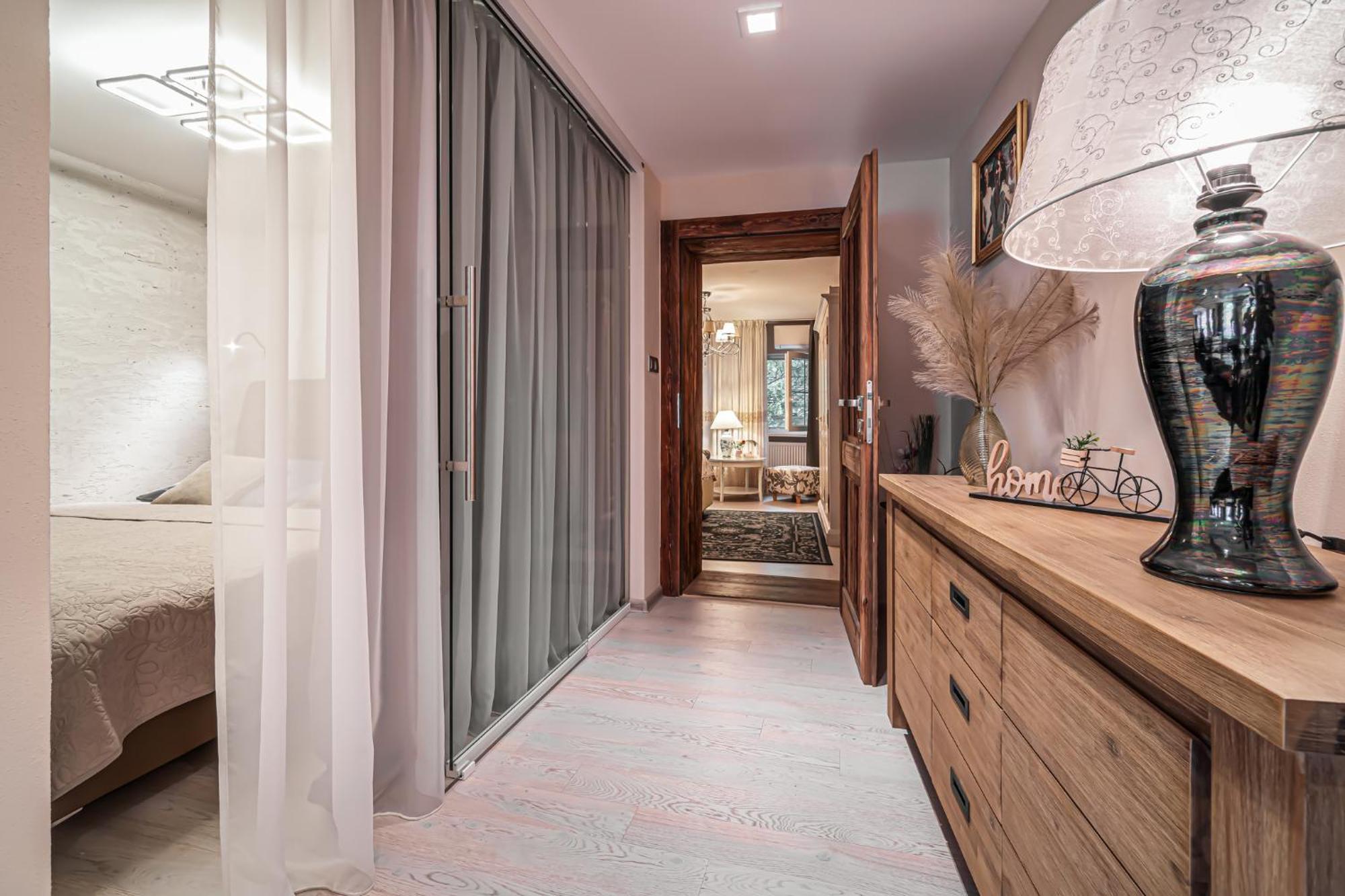 Luxurious And Royal Apartment In The Old Town Pressburg Exterior foto
